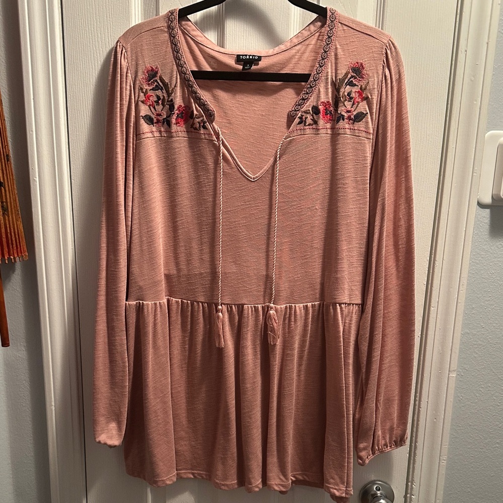 Torrid Blush Floral Embroidered Blouse